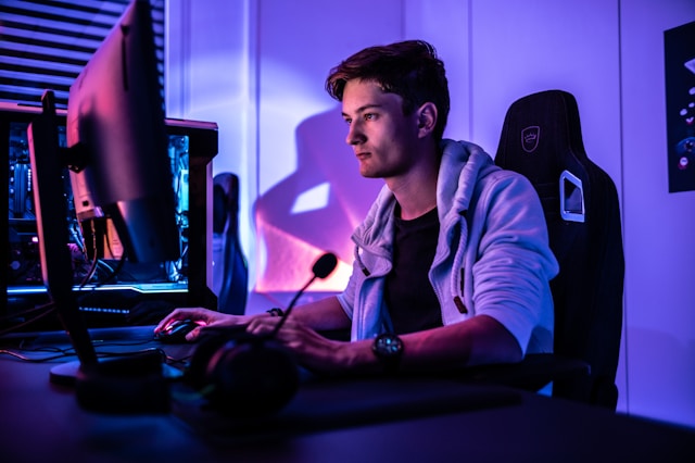 Software Testing Americas Cardroom Features: Crash Joker, RNG, and More